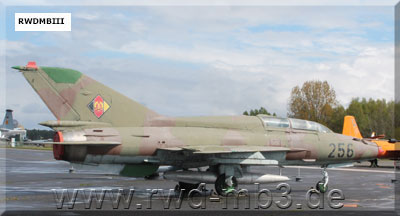 MiG-21UM